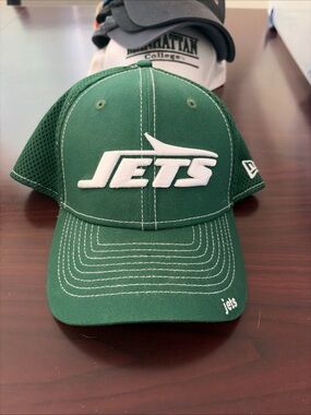 New Era Green Mesh Back Jets Cap with White Logo